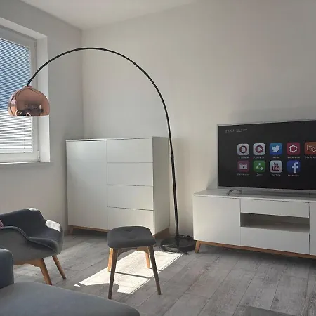 Apartamento Sunny In Quiet Area