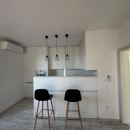 Sunny In Quiet Area *